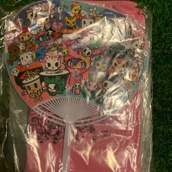 Tokidoki backpack, pencil case & free goodies!!! - Picture 4 of 5